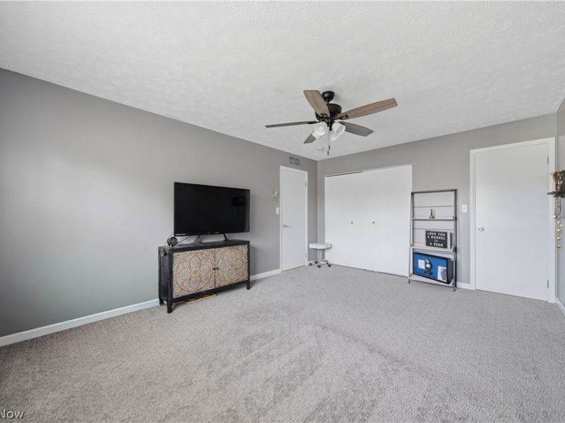 2137 Beechtree Drive, Uniontown, OH 44685 Photo 32
