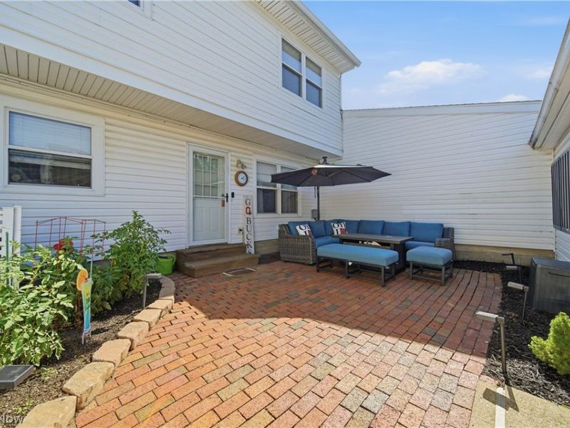 2137 Beechtree Drive, Uniontown, OH 44685 Photo 34