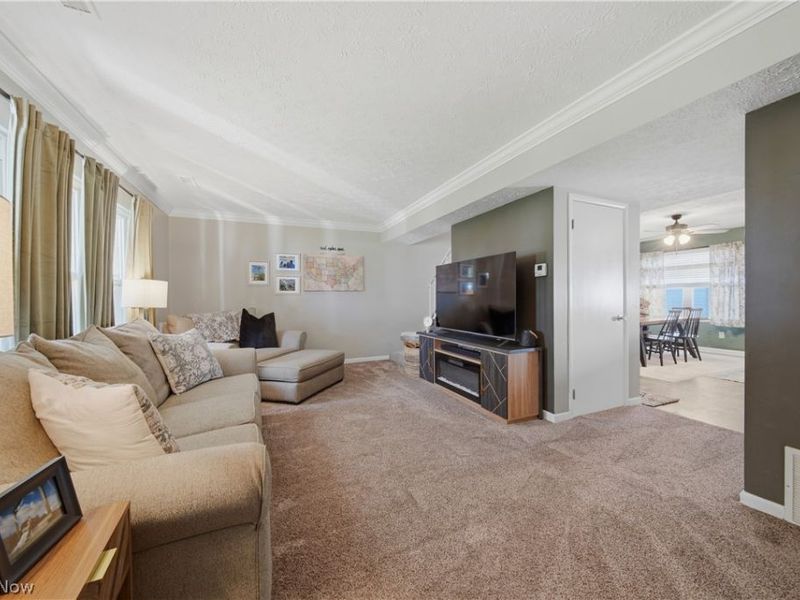 2137 Beechtree Drive, Uniontown, OH 44685 Photo 9