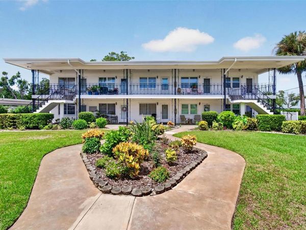 138 36TH AVENUE N, Unit 208 W, ST PETERSBURG, FL 33704