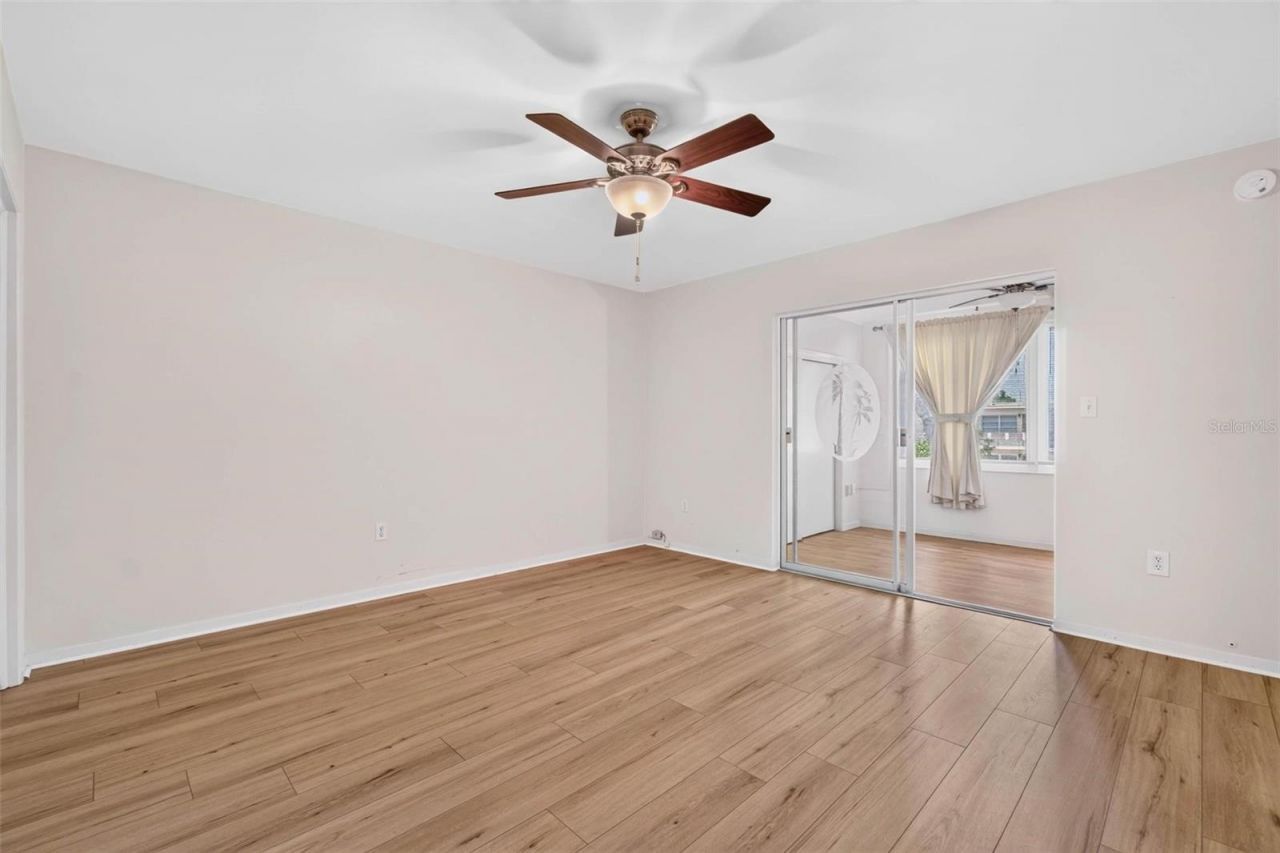 138 36th Avenue N, Unit 208 W, Saint Petersburg, FL 33704 Photo