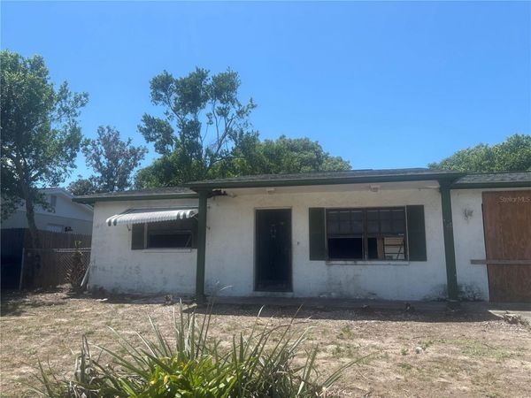 8648 FOX HOLLOW DRIVE , PORT RICHEY, FL 34668