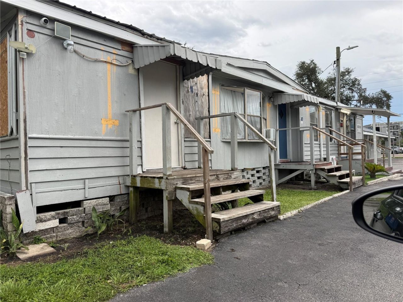 6435 W Hillsborough Avenue , Tampa, FL 33634 Photo