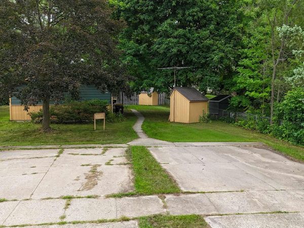718 Cooley Street, Mt Pleasant, MI 48858