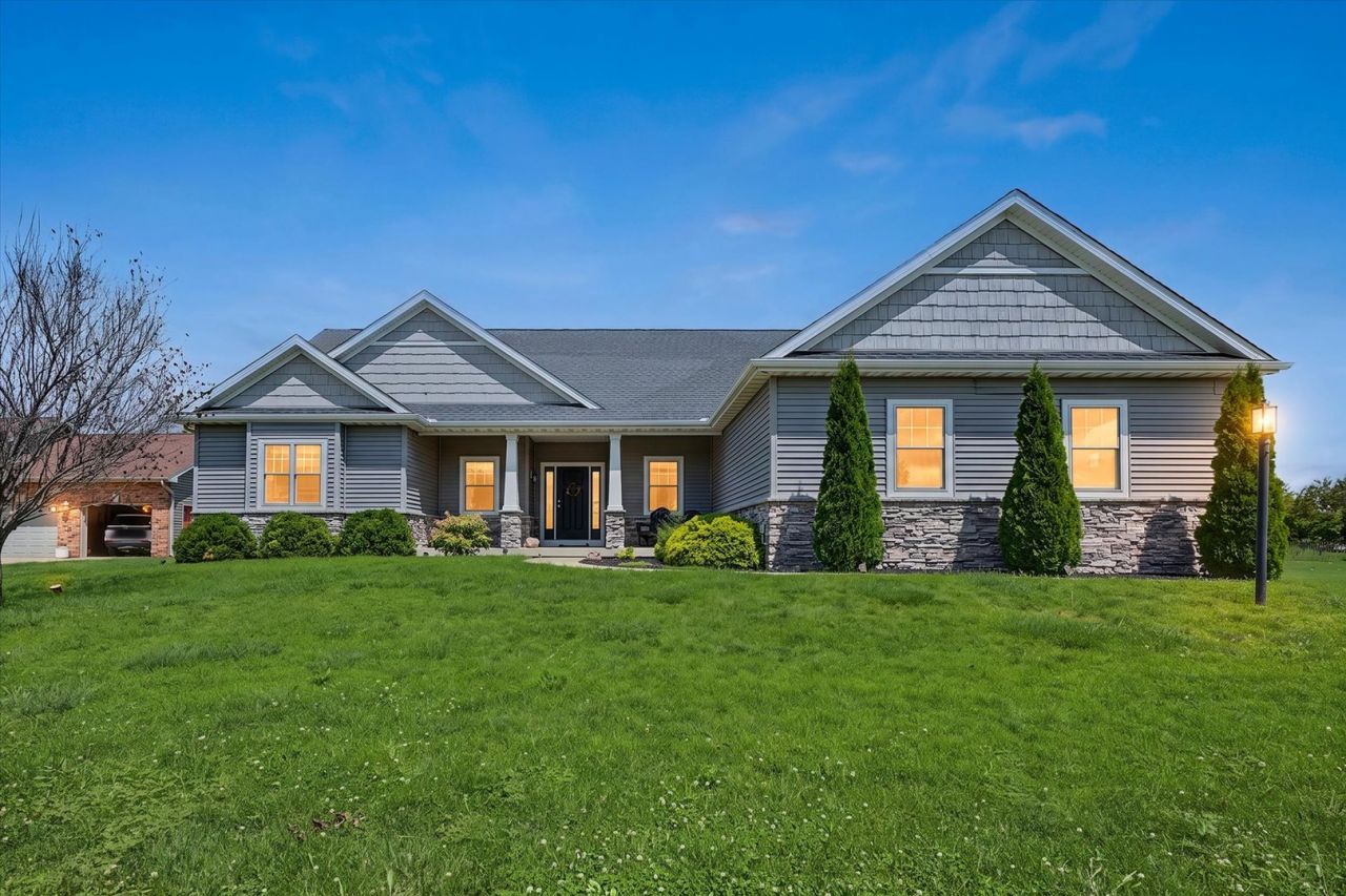100 Weldon Springs Road, Monticello, IL 61856 Main Photo