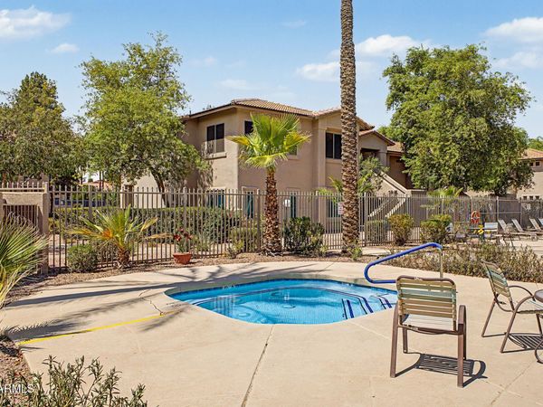 1351 N PLEASANT Drive, Unit 1086, Chandler, AZ 85225