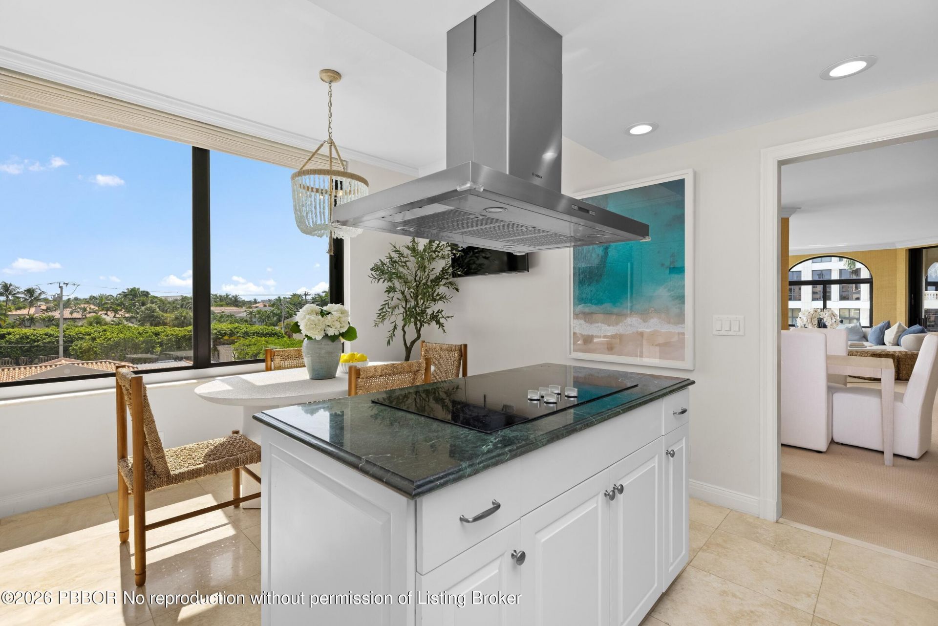 200 Bradley Place, Unit 301, Palm Beach, FL 33480 Photo