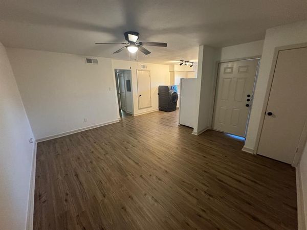 7300 Comanche Trail, Unit 5, Lake Worth, TX 76135