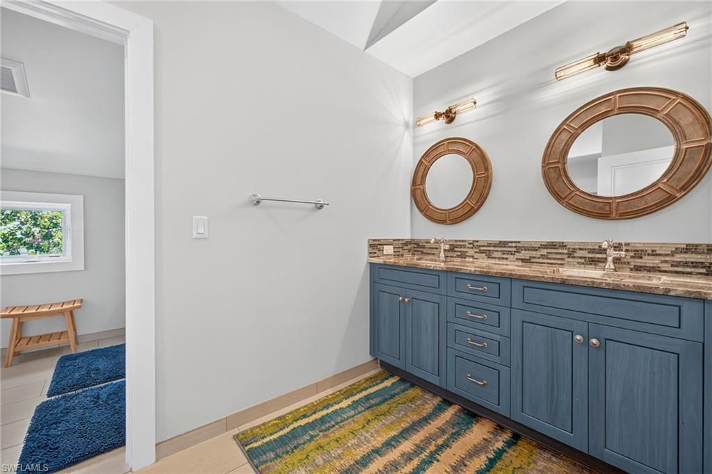 133 Butterknife Pl, Sanibel, FL 33957 Photo