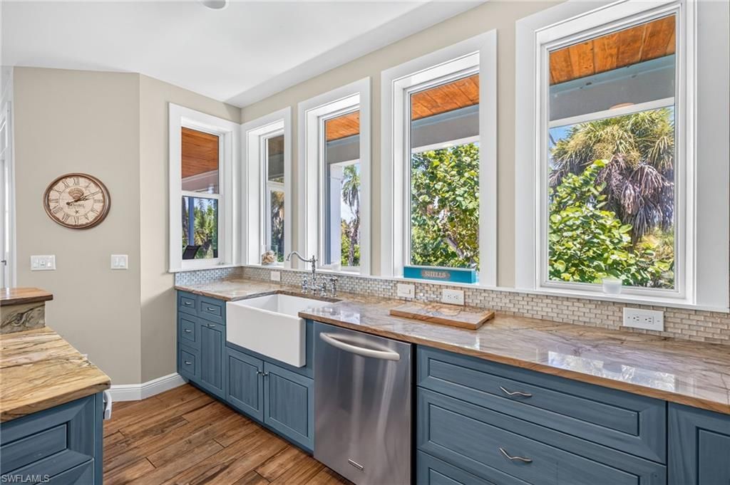 133 Butterknife Pl, Sanibel, FL 33957 Photo
