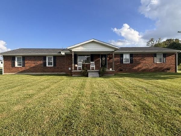 806 Black Lake Road , Bremen, KY 42325