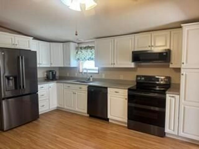 991 Northbrook Court, Heath, OH 43056 Photo 6