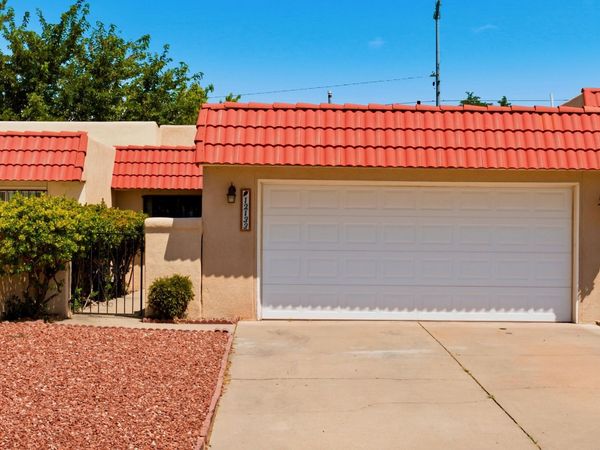 12133 Calle Zagal NE, Albuquerque, NM 87111
