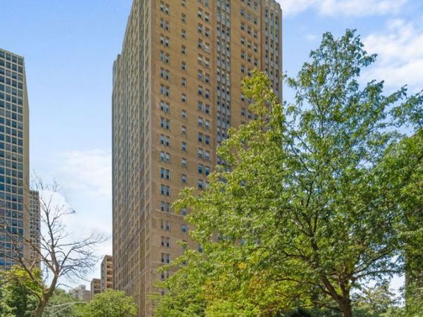 5000 S East End Avenue , Unit 2A, Chicago, IL 60615