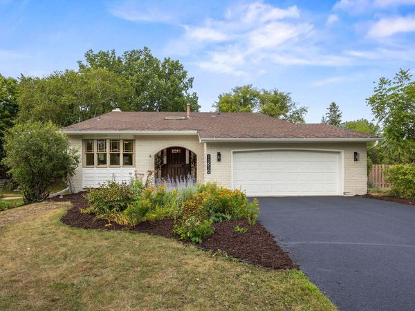 11510 57th Avenue N, Plymouth, MN 55442