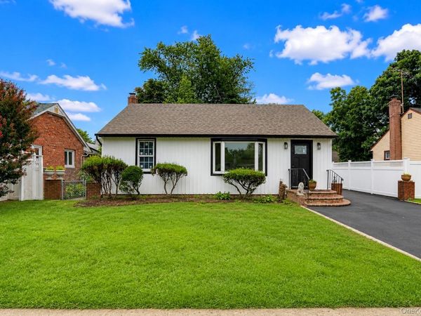 116 E Booker Avenue, Wyandanch, NY 11798