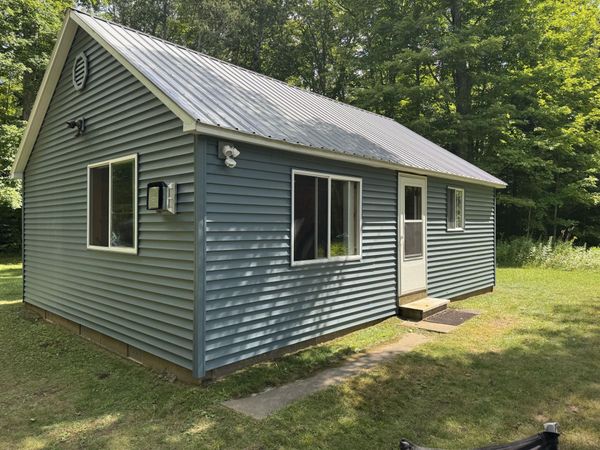 5761 N Manistique River RD, Gulliver, MI 49840