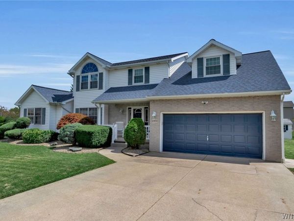 6989 Samantha Court, Niagara Falls, NY 14304