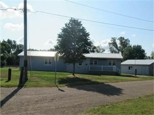 131 MAIN, Fruitland, IA 52749