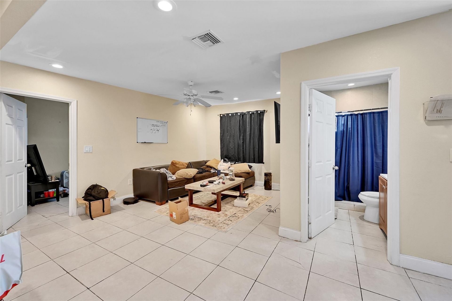 526 NW 15th Way, Fort Lauderdale, FL 33311 Photo