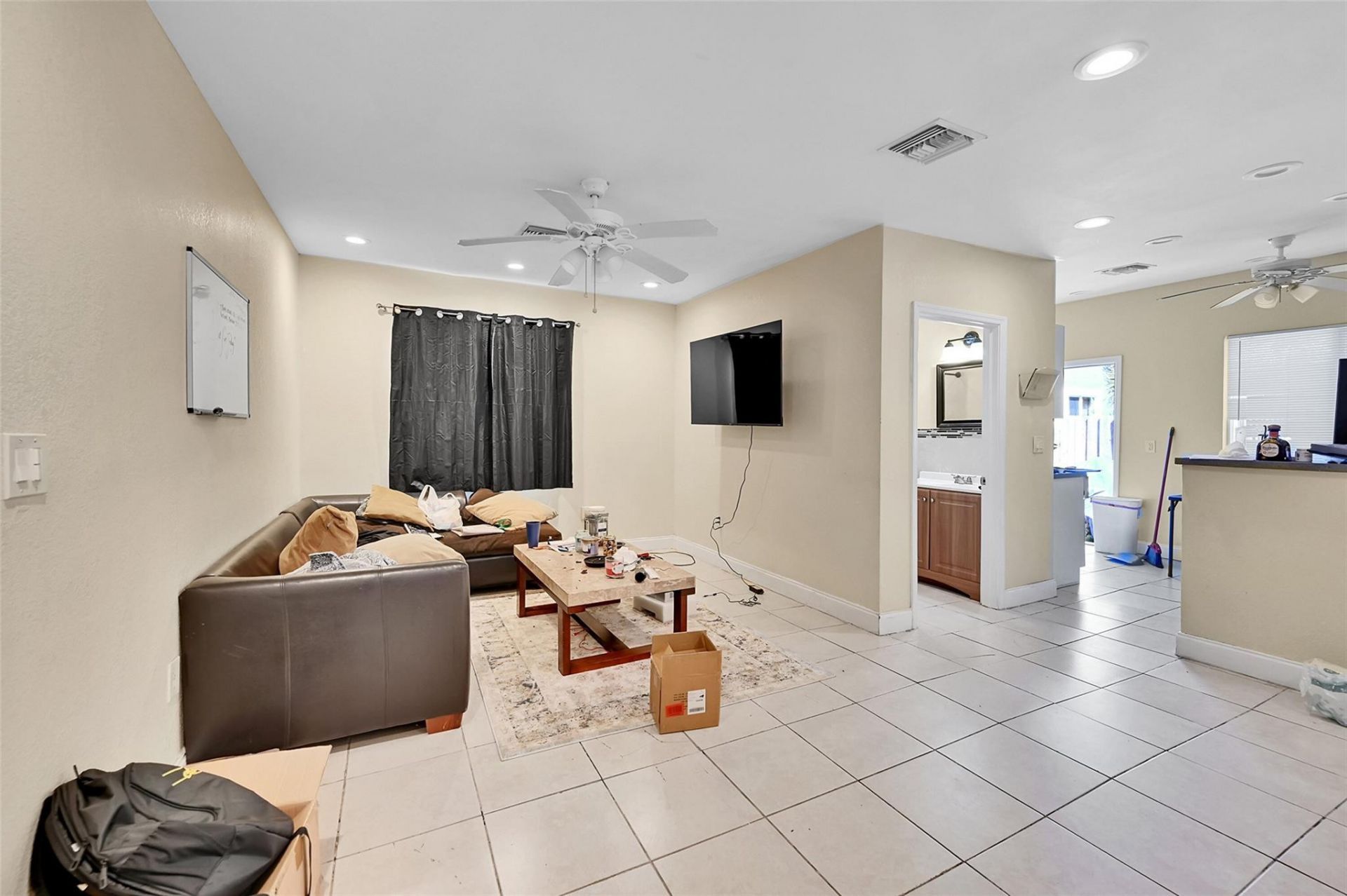 526 NW 15th Way, Fort Lauderdale, FL 33311 Photo