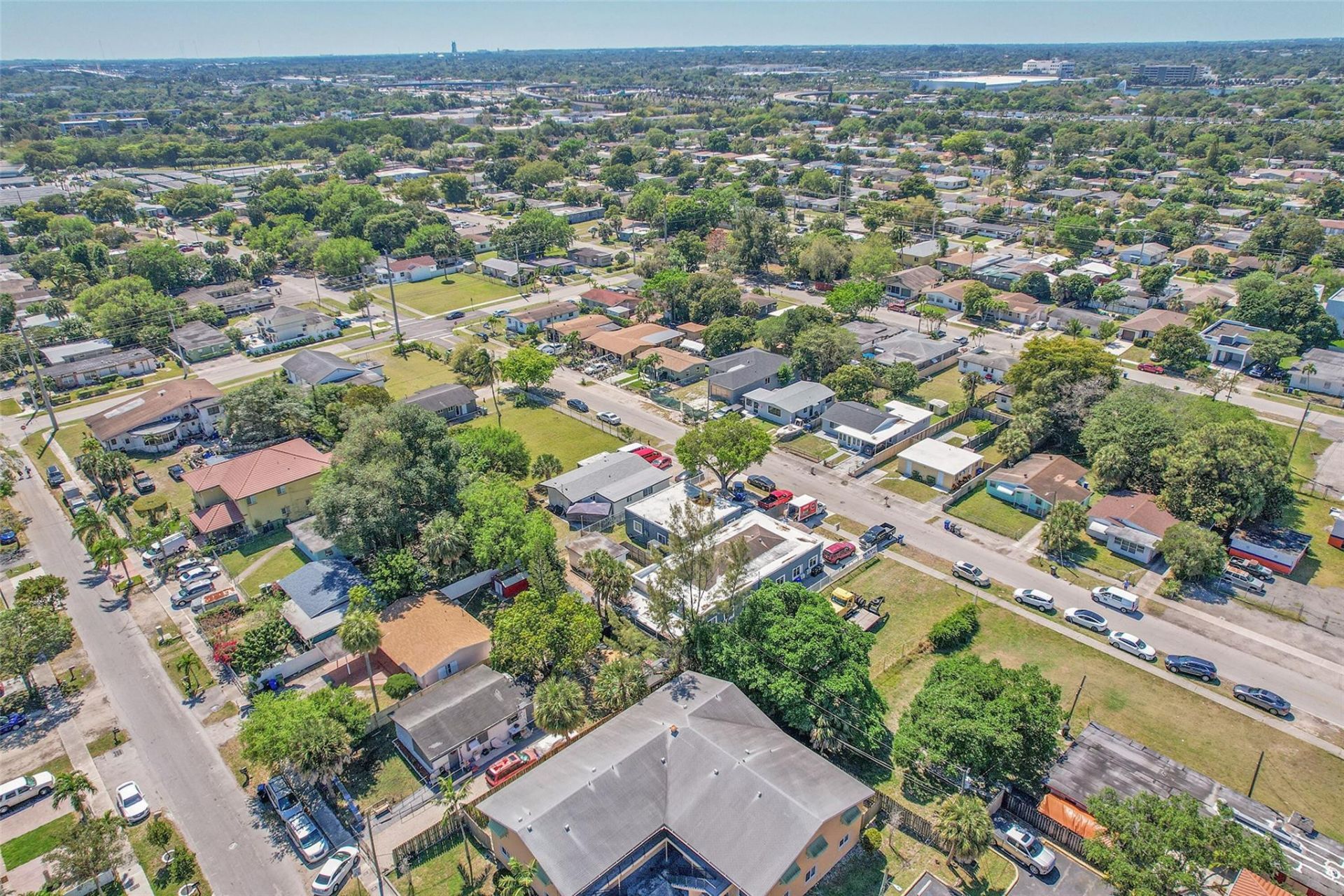 526 NW 15th Way, Fort Lauderdale, FL 33311 Photo