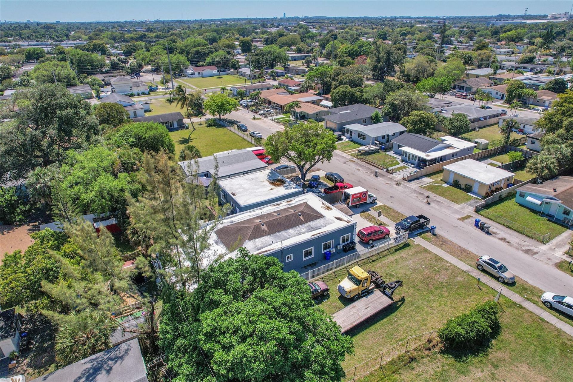 526 NW 15th Way, Fort Lauderdale, FL 33311 Photo