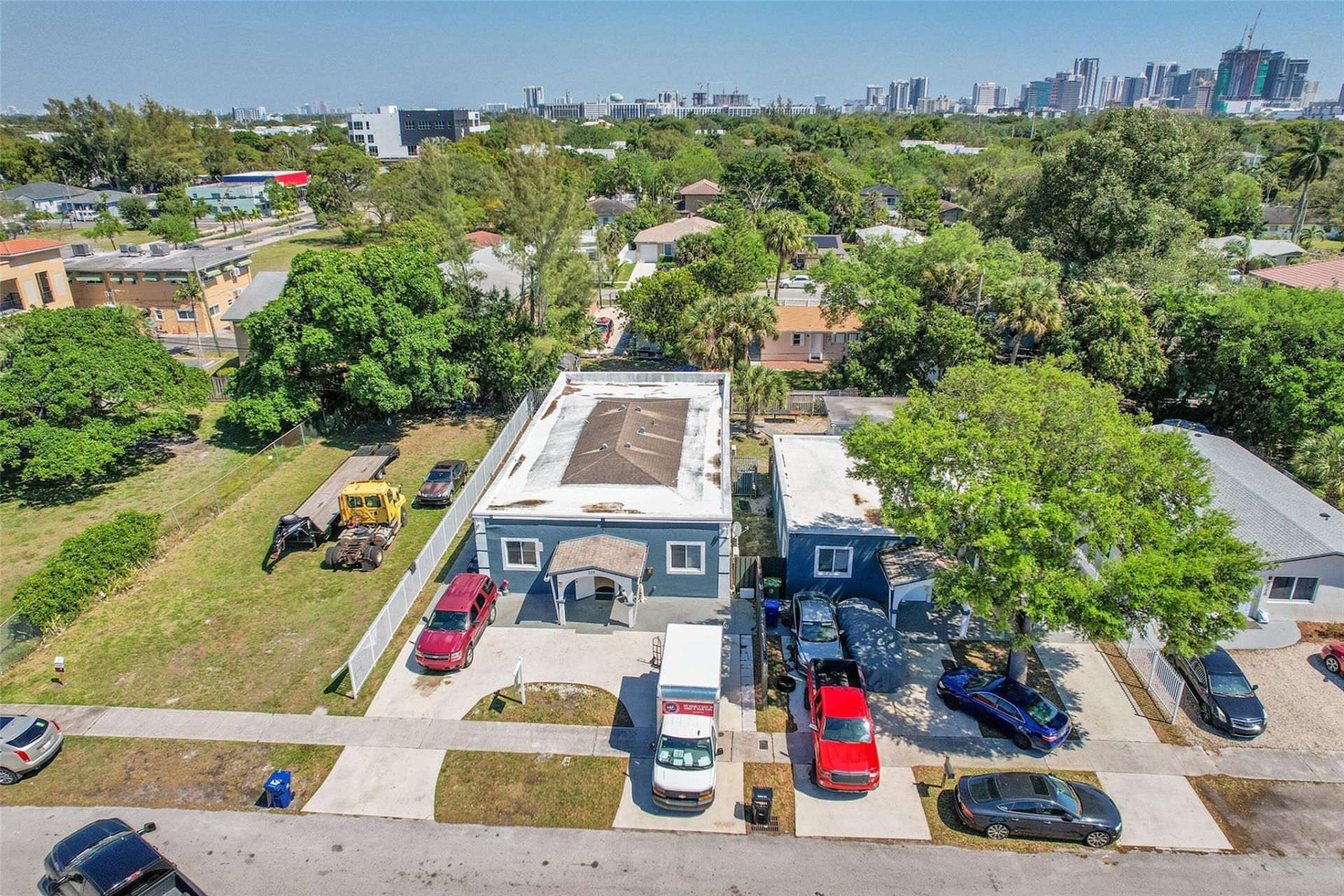 526 NW 15th Way, Fort Lauderdale, FL 33311 Photo