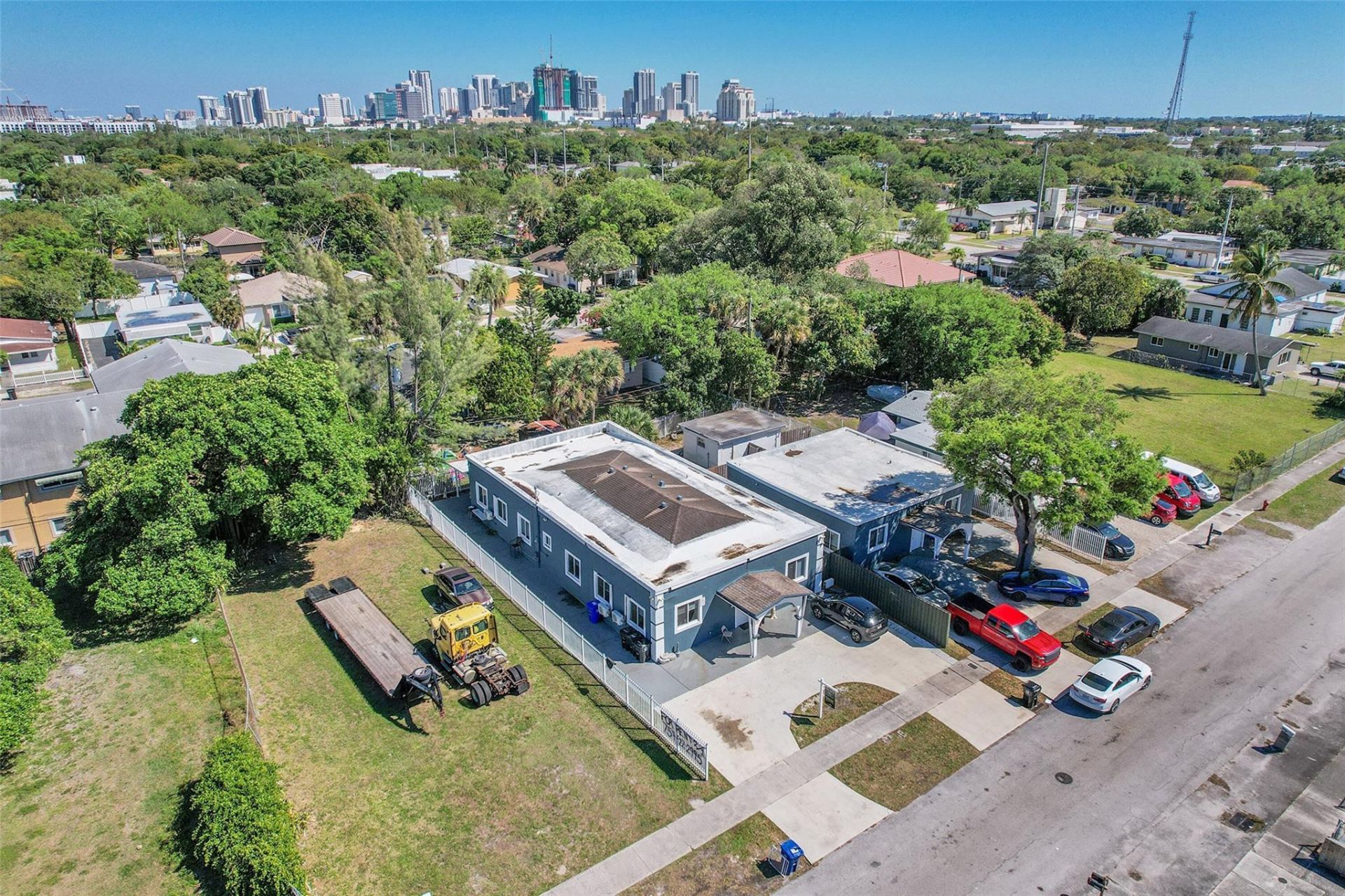 526 NW 15th Way, Fort Lauderdale, FL 33311 Photo