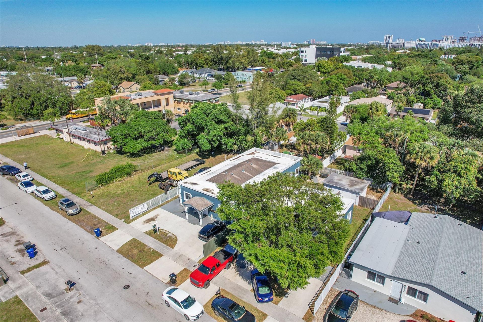 526 NW 15th Way, Fort Lauderdale, FL 33311 Photo