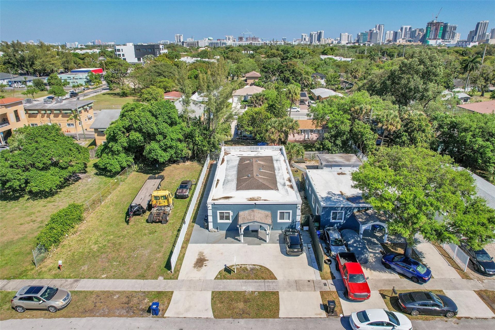 526 NW 15th Way, Fort Lauderdale, FL 33311 Photo