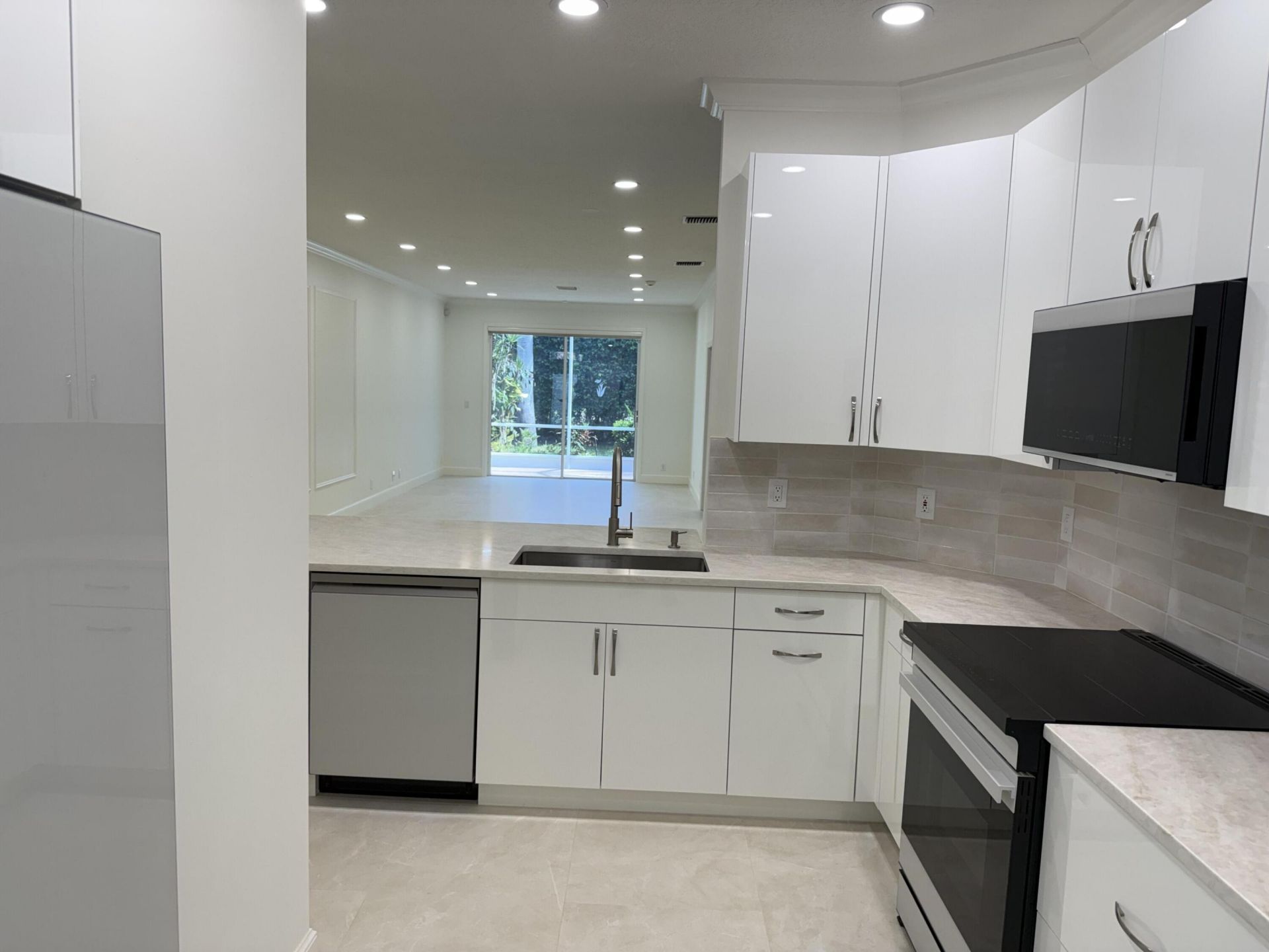 10664 Royal Caribbean Circle, Boynton Beach, FL 33437 Photo