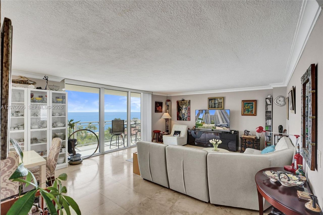 2030 S Ocean Dr , Unit 512, Hallandale Beach, FL 33009 Photo