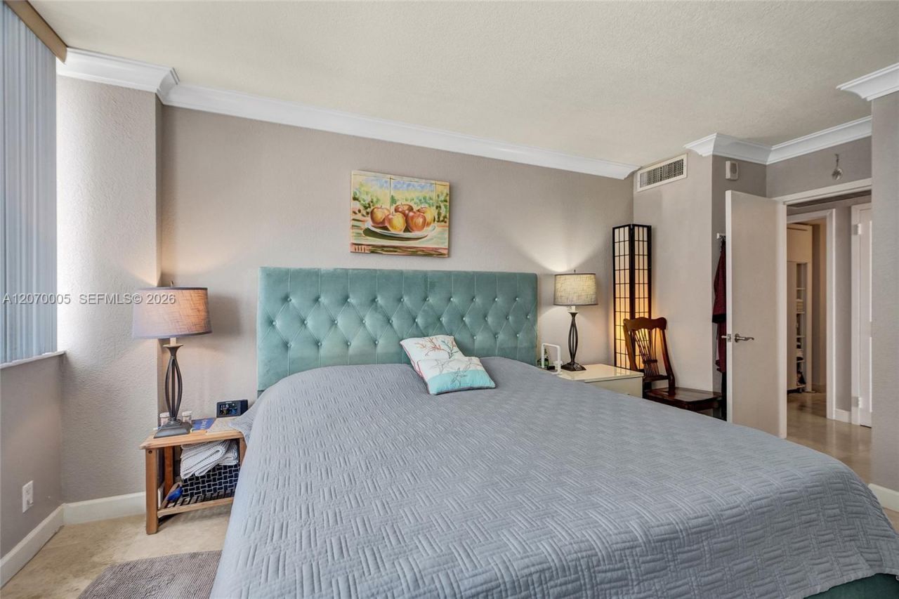 2030 S Ocean Dr , Unit 512, Hallandale Beach, FL 33009 Photo