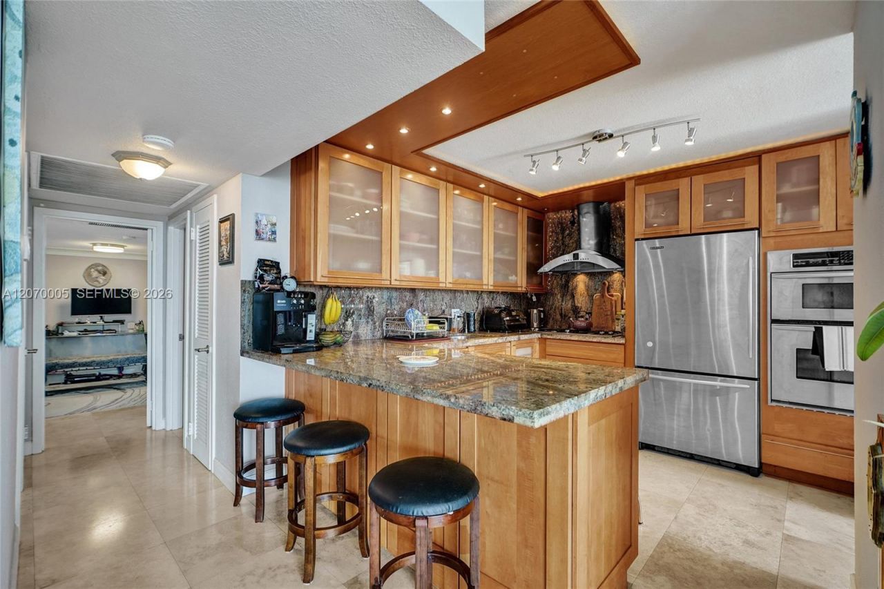 2030 S Ocean Dr , Unit 512, Hallandale Beach, FL 33009 Photo