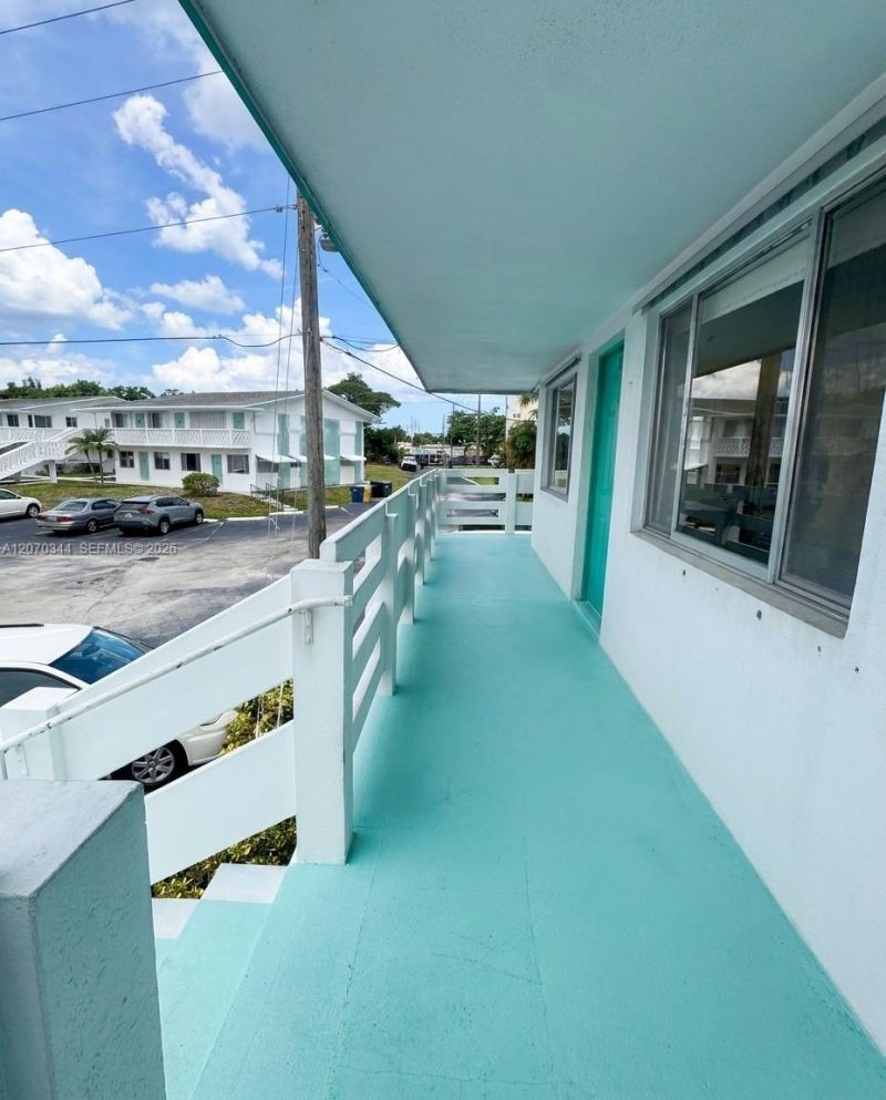 2304 Lake Osborne Dr , Unit 21, Lake Worth, FL 33461 Photo