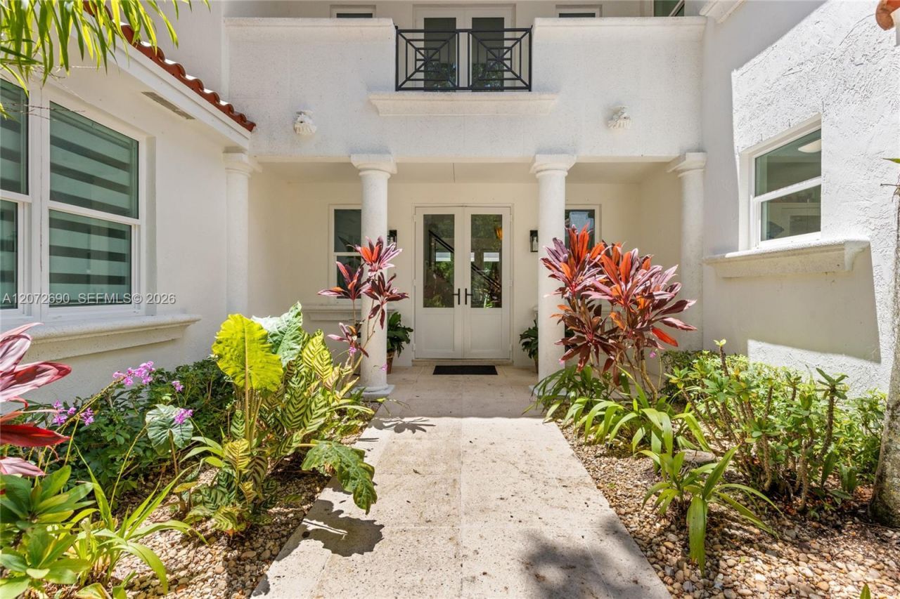 11050 Girasol Ave , Coral Gables, FL 33156 Photo