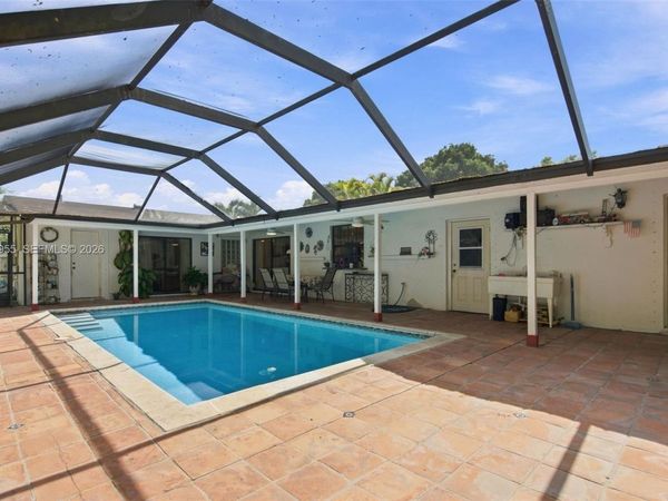 20001 Ranch Rd, Cutler Bay, FL 33189