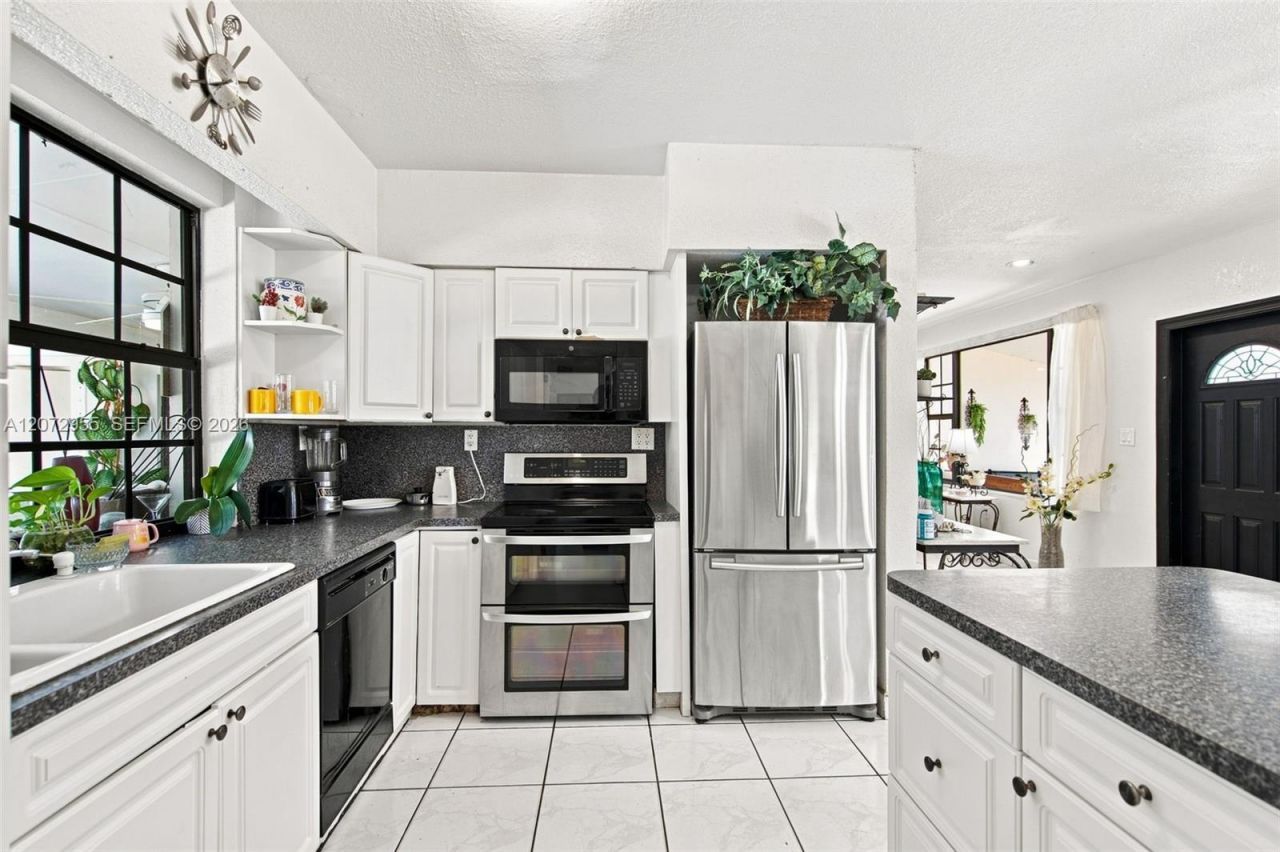20001 Ranch Rd , Cutler Bay, FL 33189 Photo