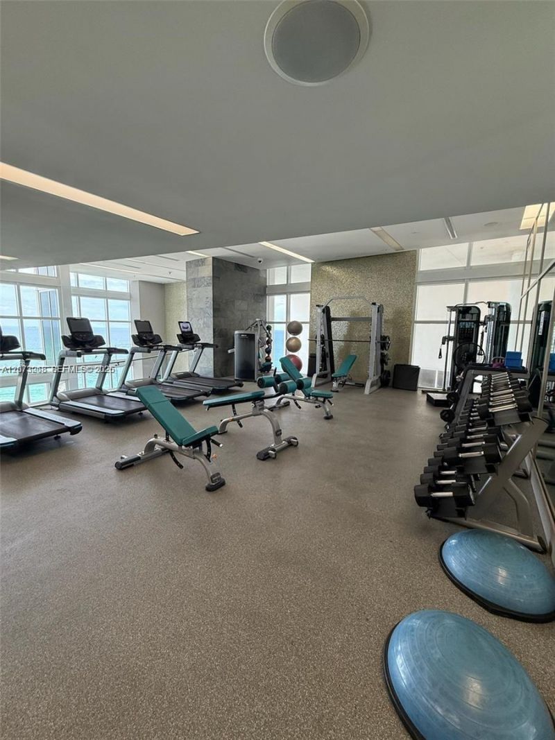 18201 Collins Ave, Unit 5009, Sunny Isles Beach, FL 33160 Photo