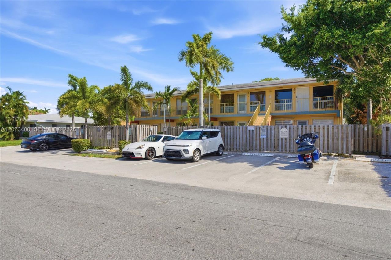 2716 NE 30th Pl , Unit 207C, Fort Lauderdale, FL 33306 Photo