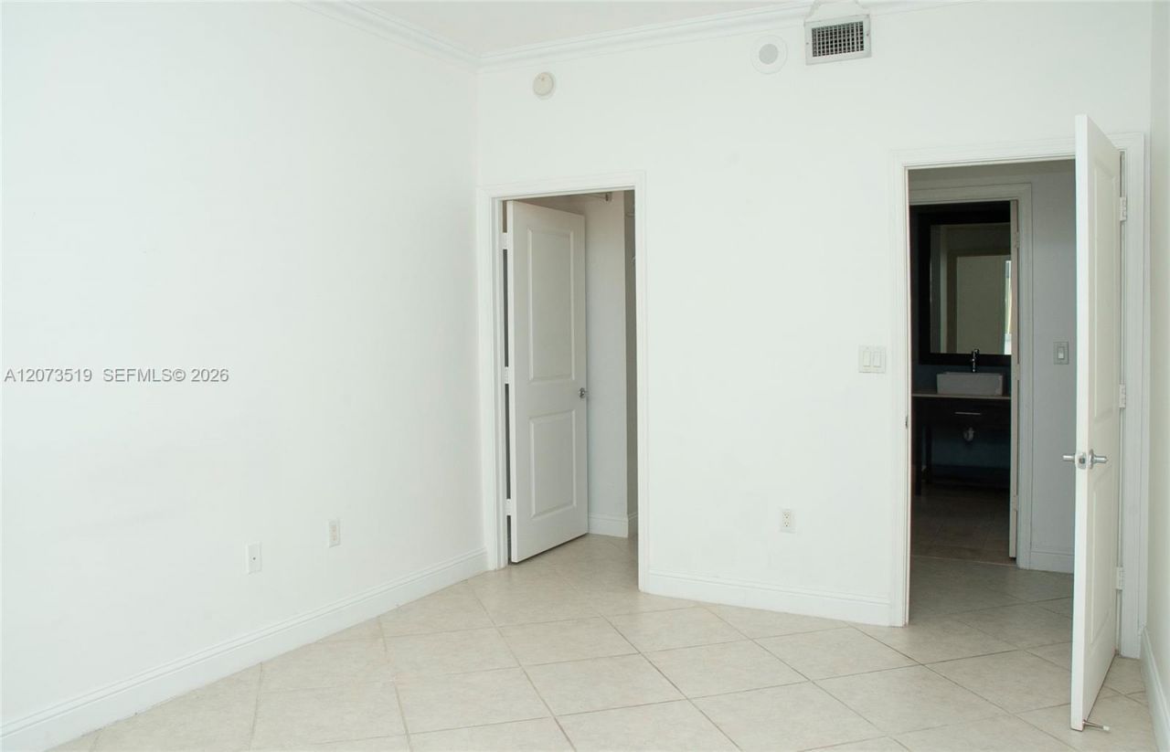 10 Aragon Ave , Unit 703, Coral Gables, FL 33134 Photo