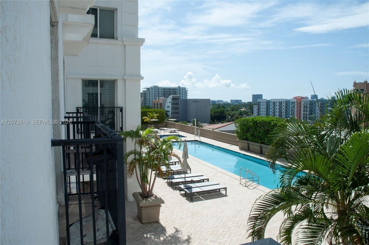 10 Aragon Ave , Unit 703, Coral Gables, FL 33134 Photo