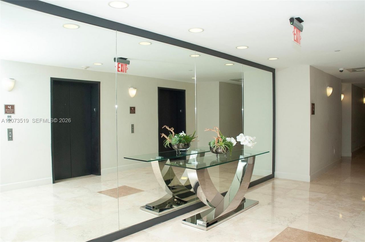 10 Aragon Ave , Unit 703, Coral Gables, FL 33134 Photo
