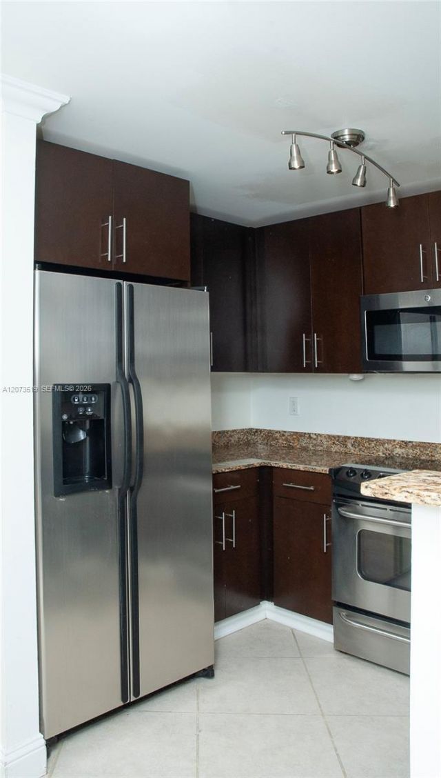 10 Aragon Ave , Unit 703, Coral Gables, FL 33134 Photo
