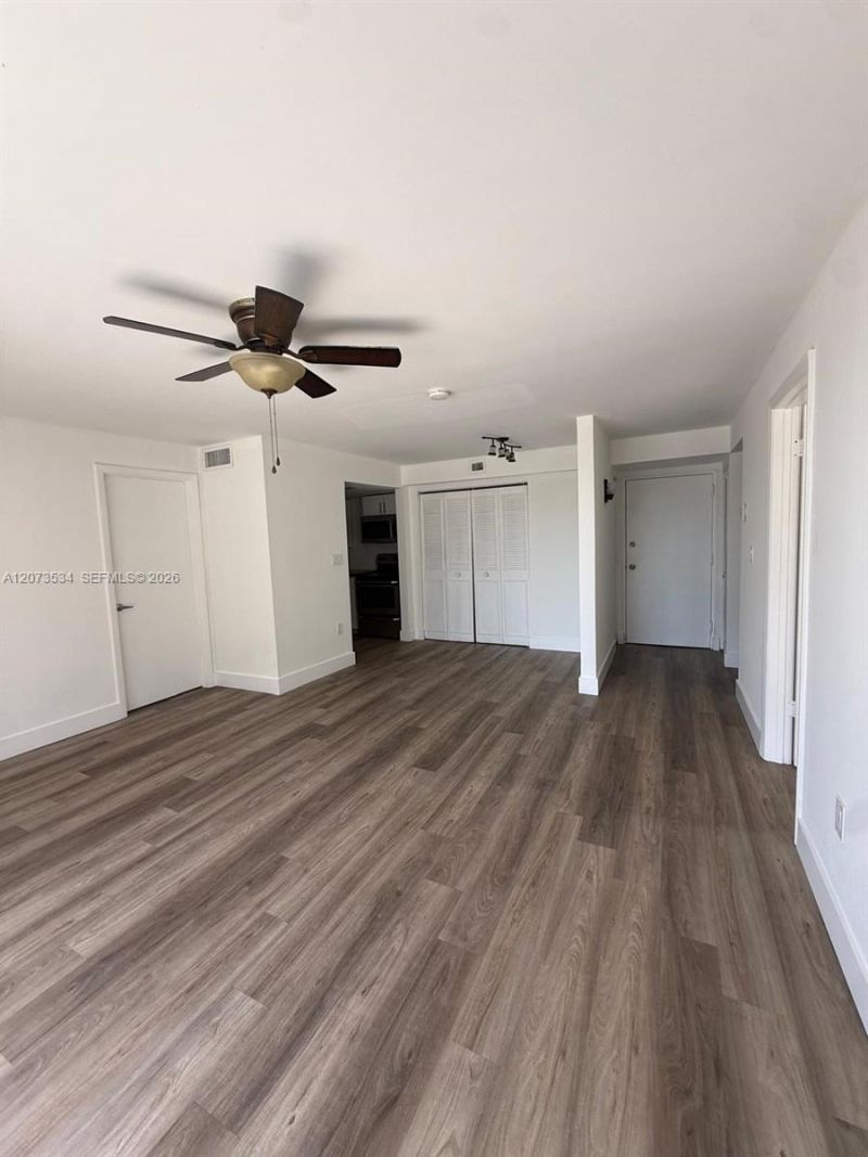 1720 NW N River Dr, Unit 408, Miami, FL 33125 Photo