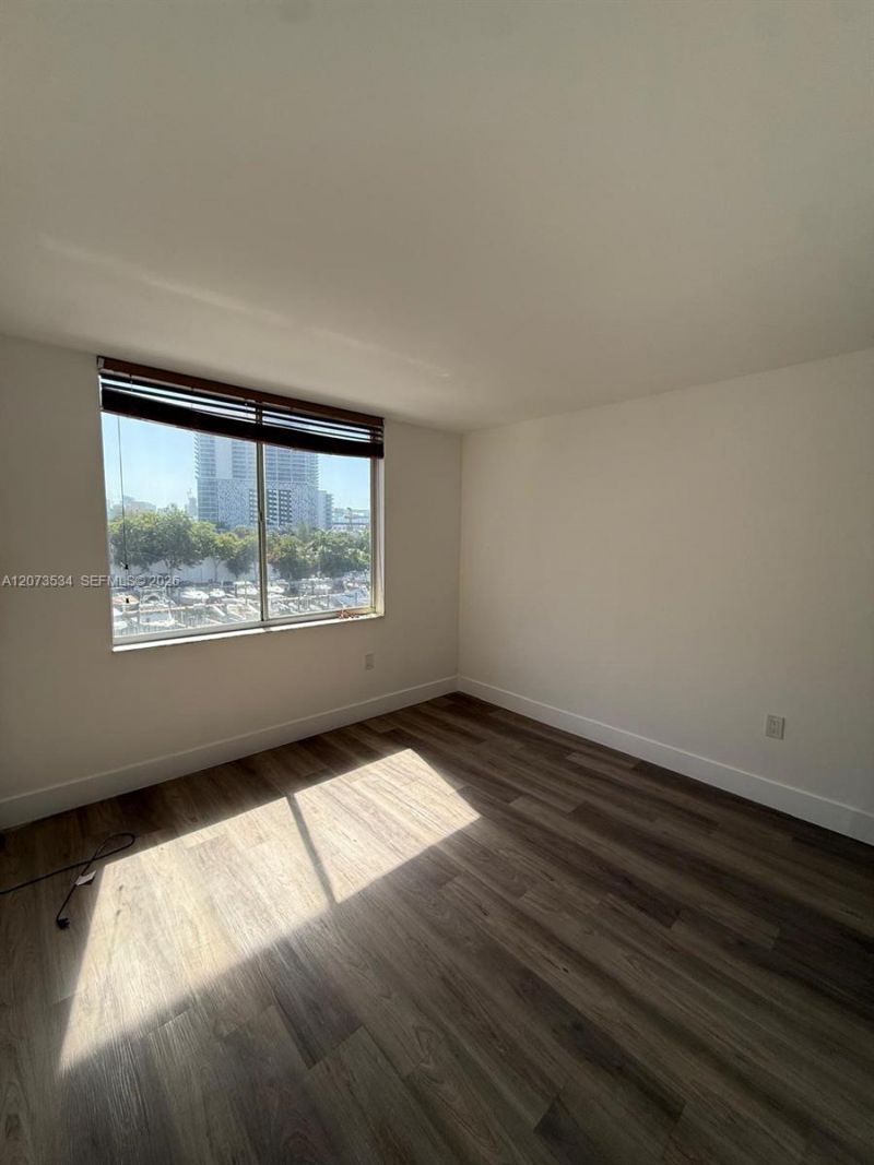 1720 NW N River Dr, Unit 408, Miami, FL 33125 Photo