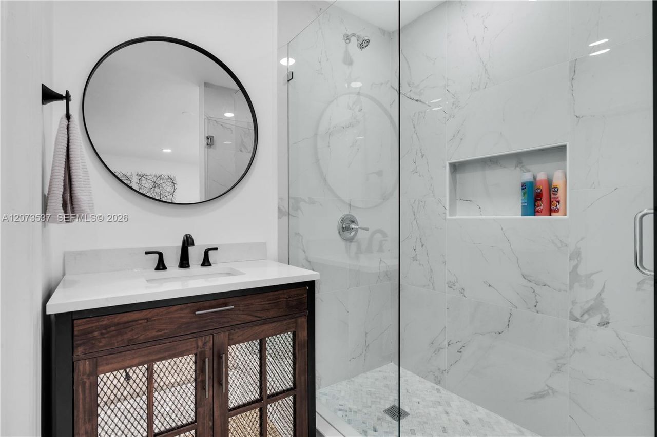 1510 Normandy , Unit B, Miami Beach, FL 33141 Photo