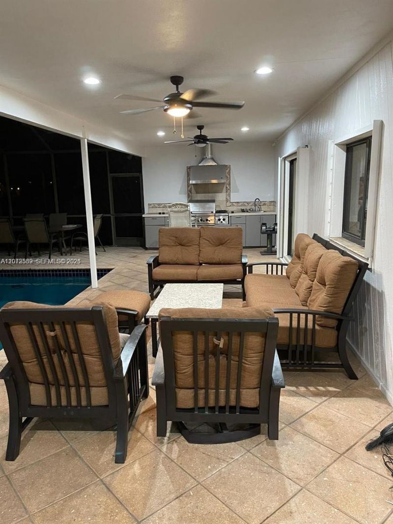 612 Hibiscus Dr , Hallandale Beach, FL 33009 Photo