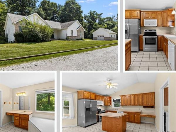 6 Meta Lane , New Melle, MO 63365